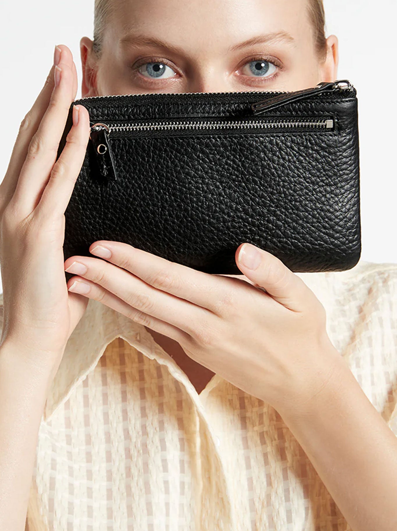 STATUS ANXIETY SMOKE AND MIRRORS POUCH