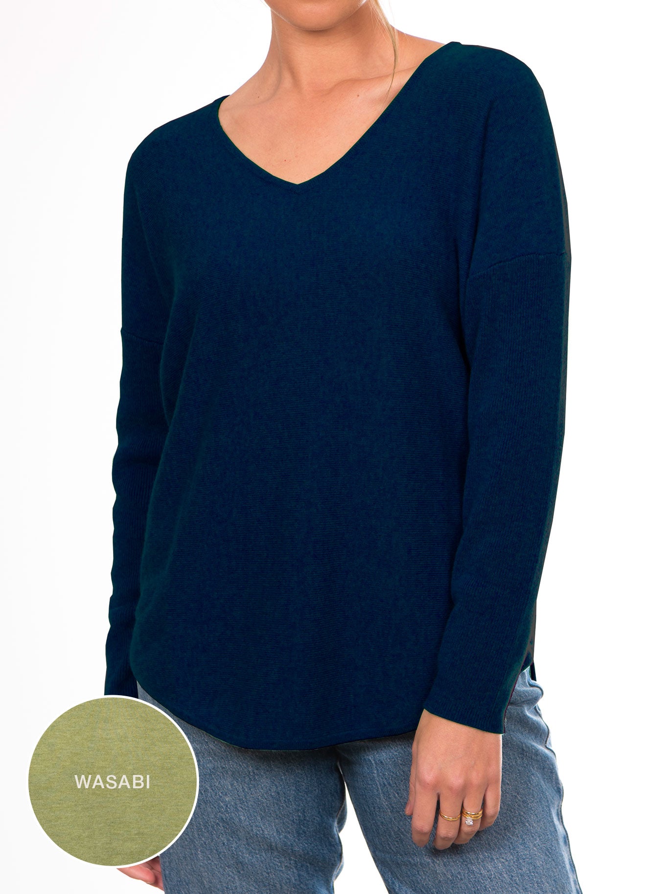 BRIDGE & LORD PRINCESS VEE PULLOVER