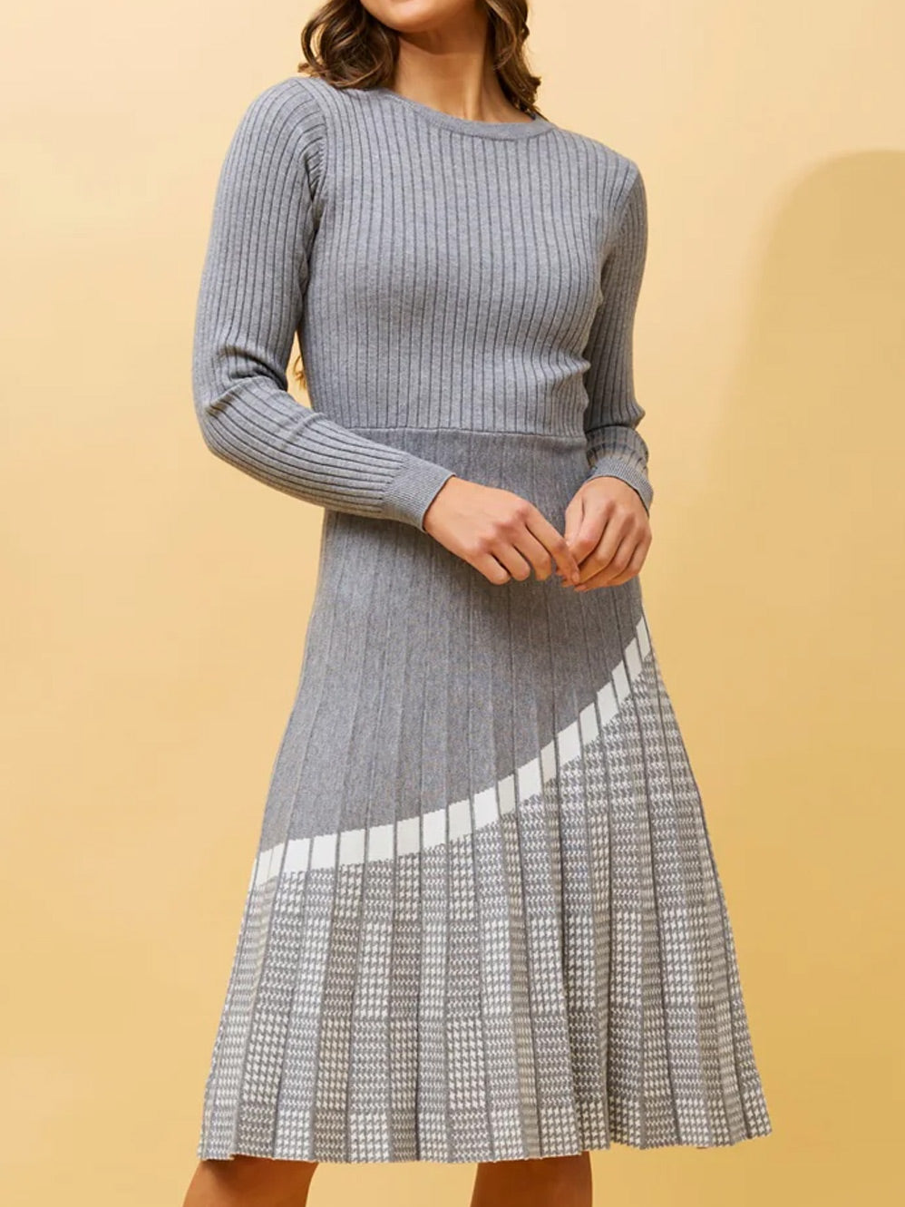 CAROLINE K MORGAN LONG SLEEVE KNIT DRESS