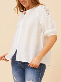 CAROLINE K MORGAN LACE DETAIL TOP