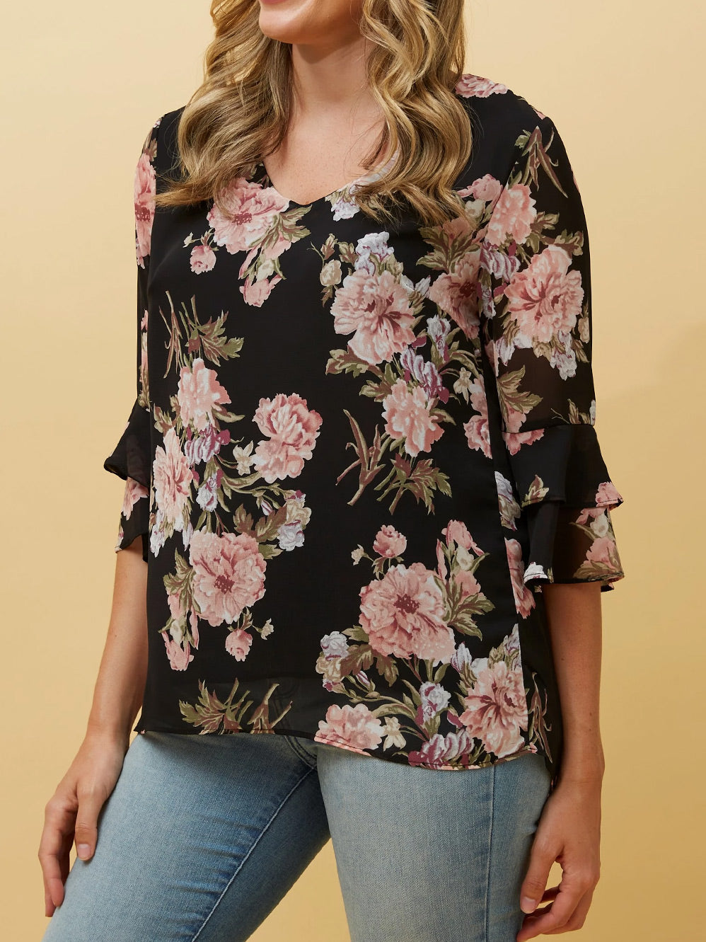 CAROLINE K MORGAN 3/4 FLUTE SLEEVE FLORAL BLOUSE