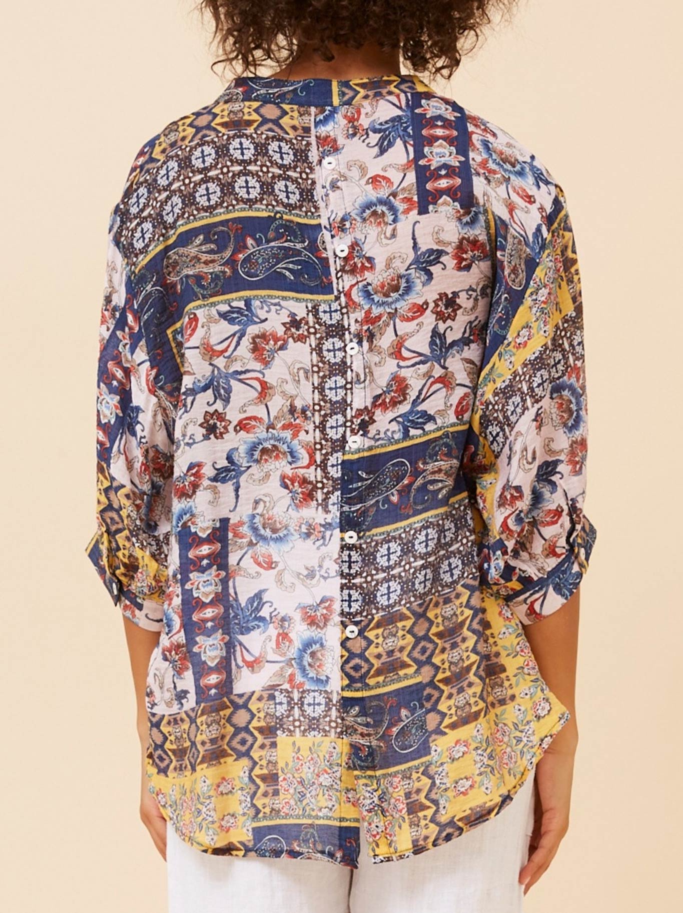 CAROLINE K MORGAN FLORAL SHIRT WITH BACK BUTTONS