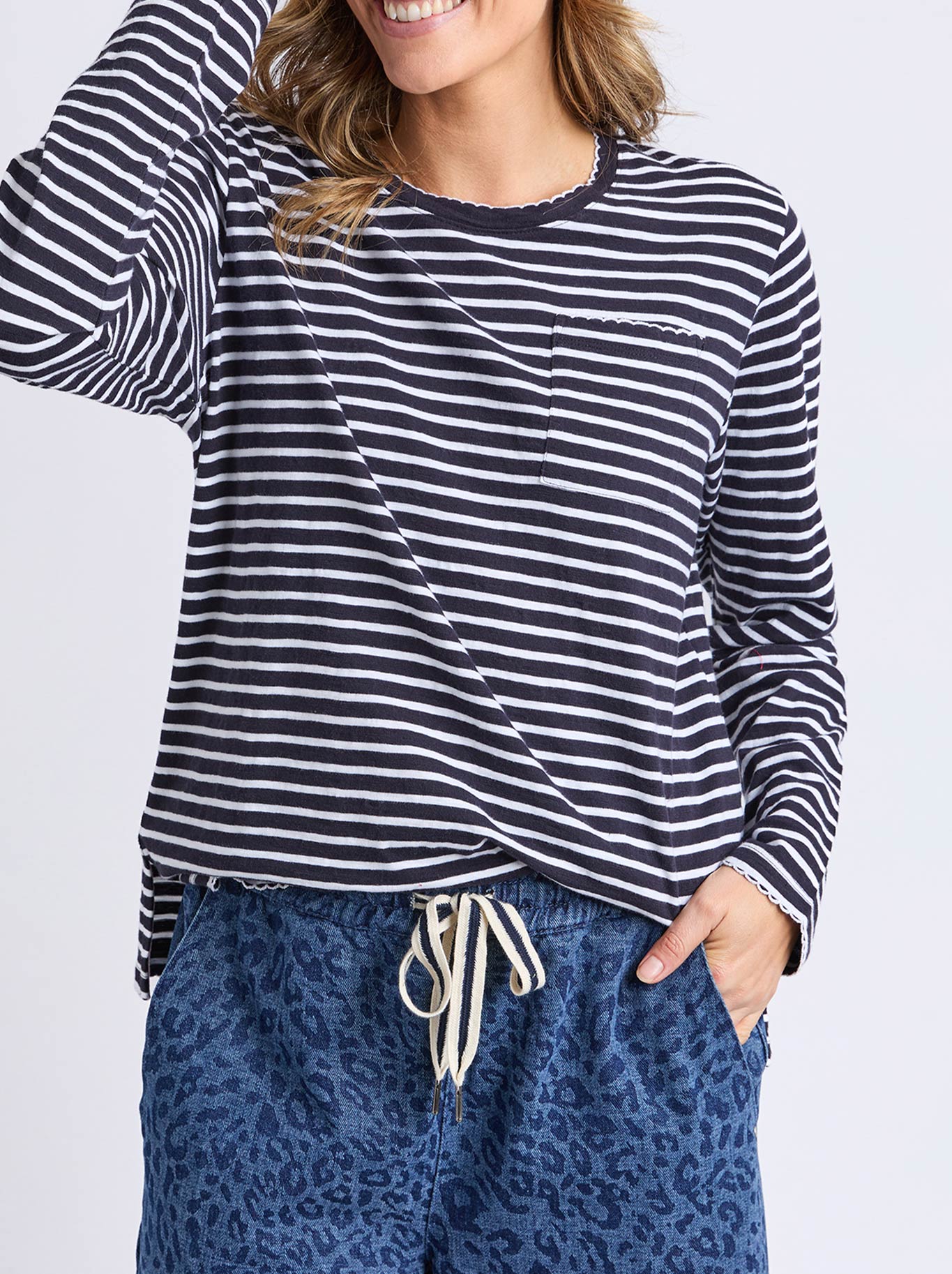 ELM DREA LONG SLEEVE TEE