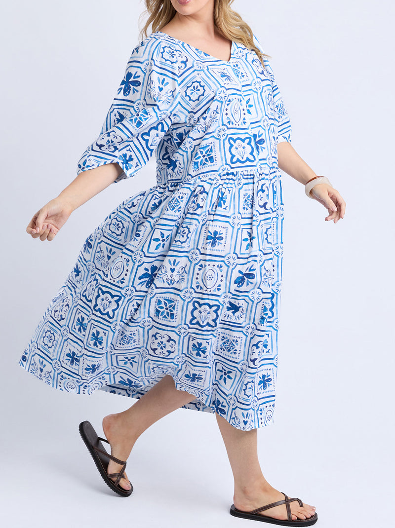 ELM DOLCE TILE MIDI DRESS