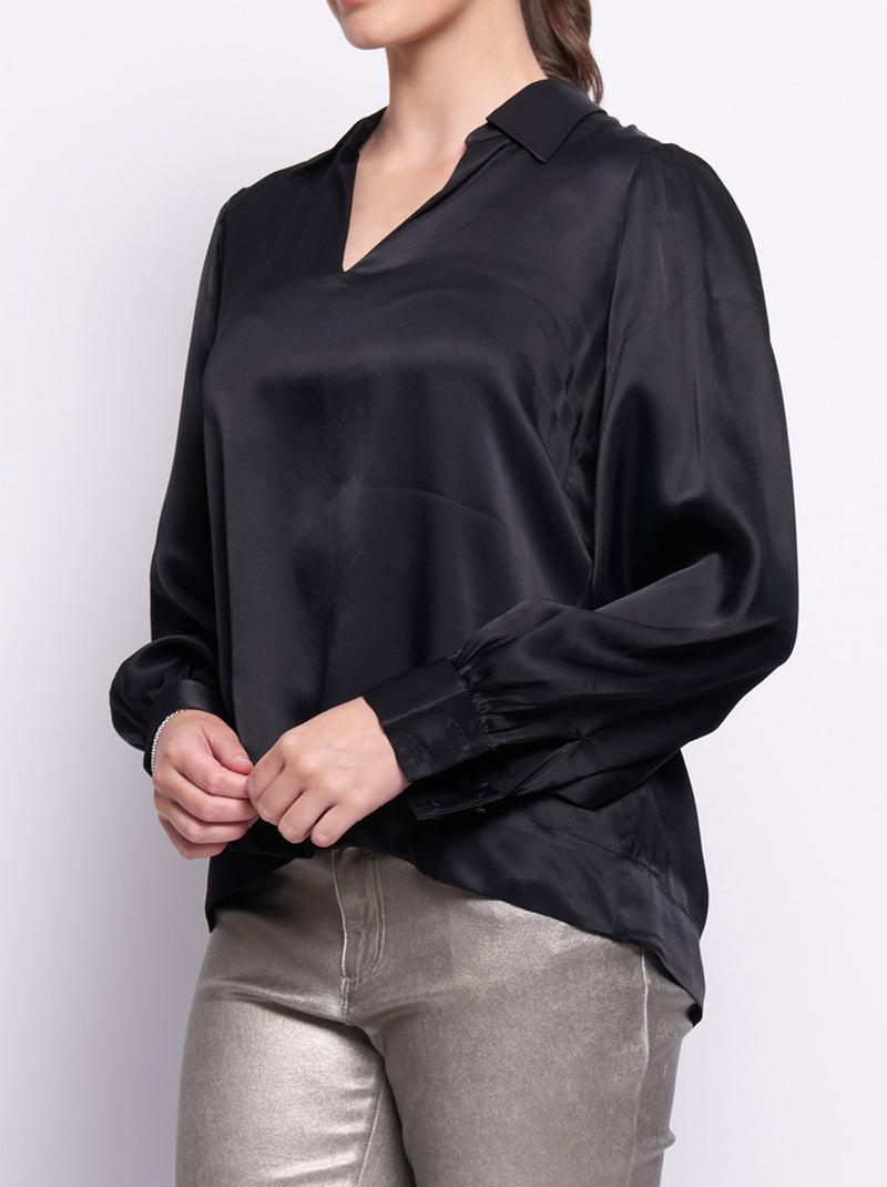 FOIL MAKE A STATEMENT BLOUSE