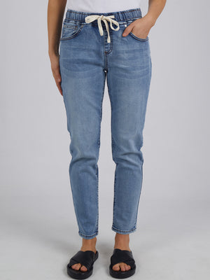 FOXWOOD JULIETTE JOGGER JEAN