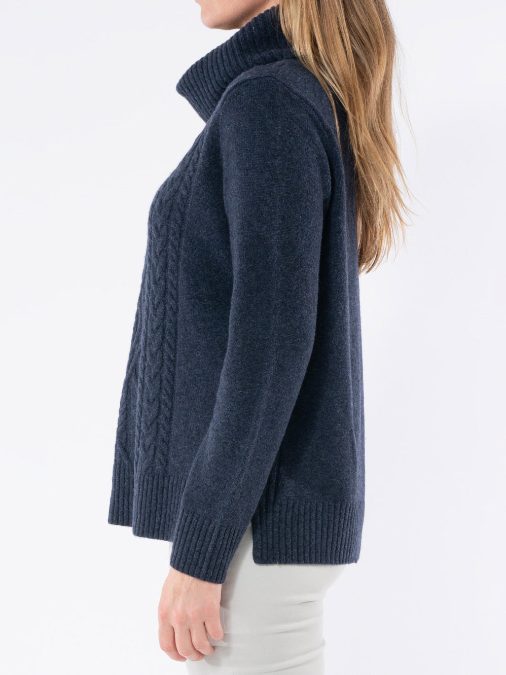 JUMP COWL NECK CABLE PULLOVER