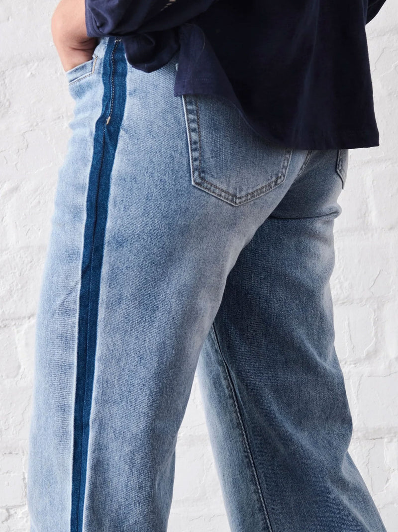 KIREINA FREYA SIDE PANEL JEANS