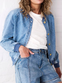KIREINA SABRINA BOMBER