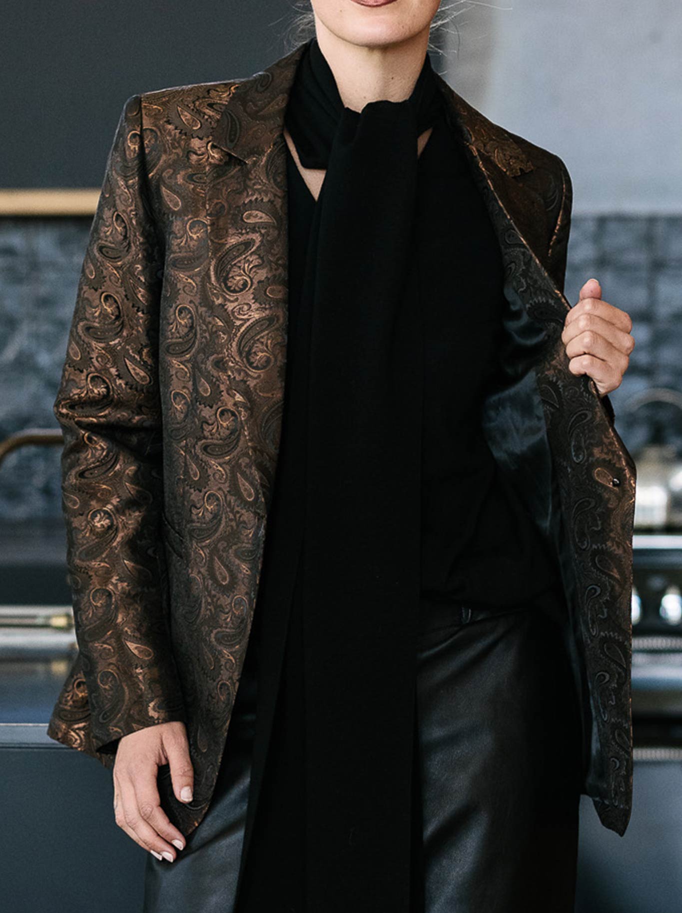 M.A DAINTY ZAZZLE JACKET