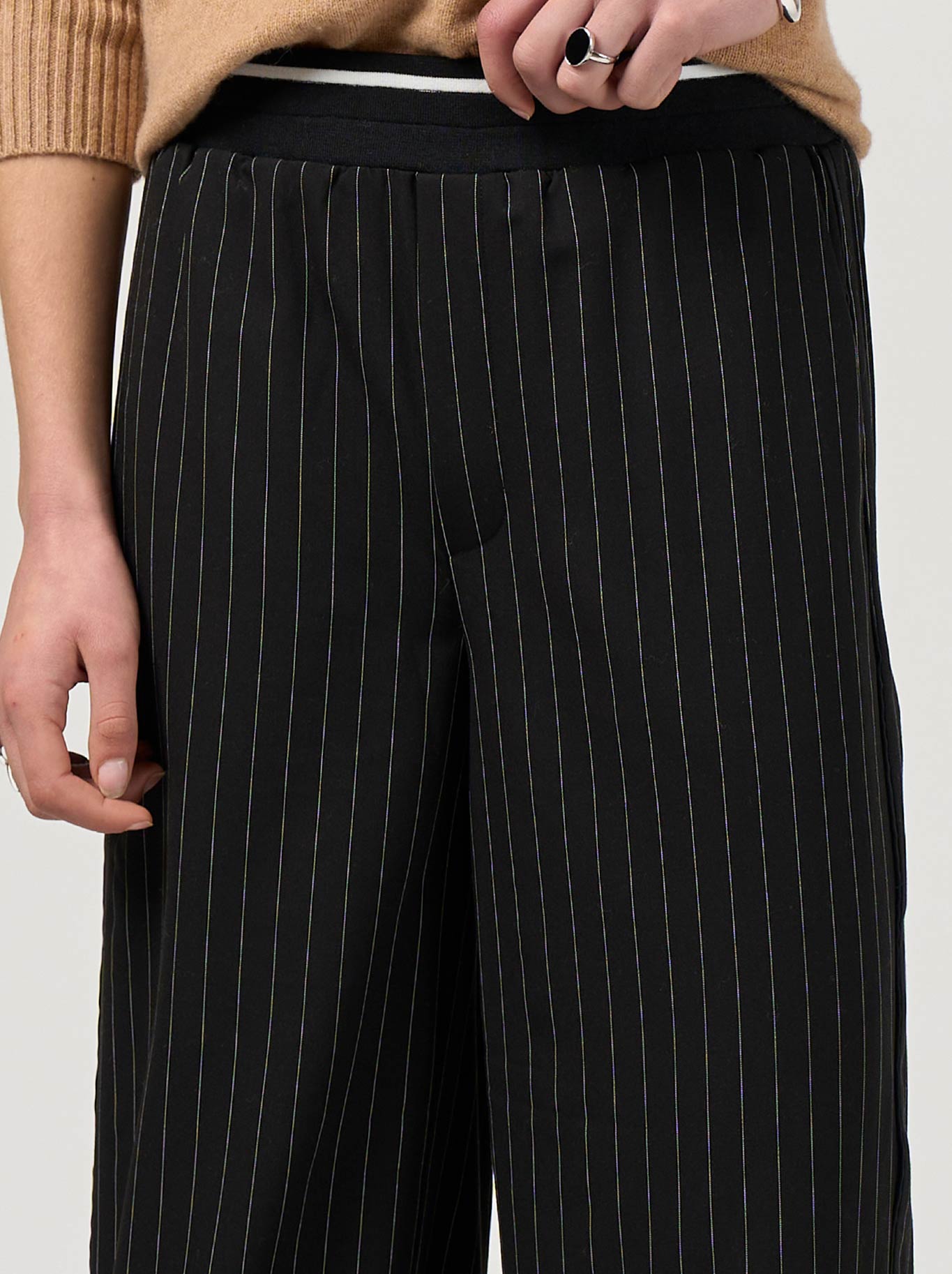 MADLY SWEETLY TRAX PANT