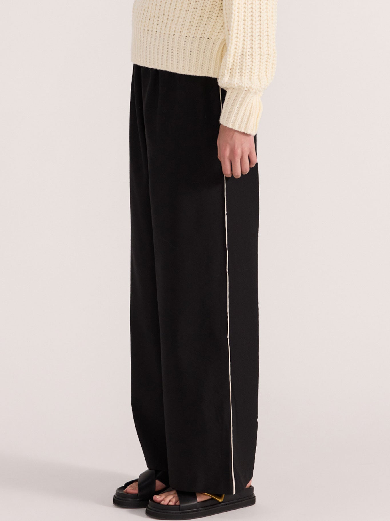 STAPLE THE LABEL DION RELAXED PANT