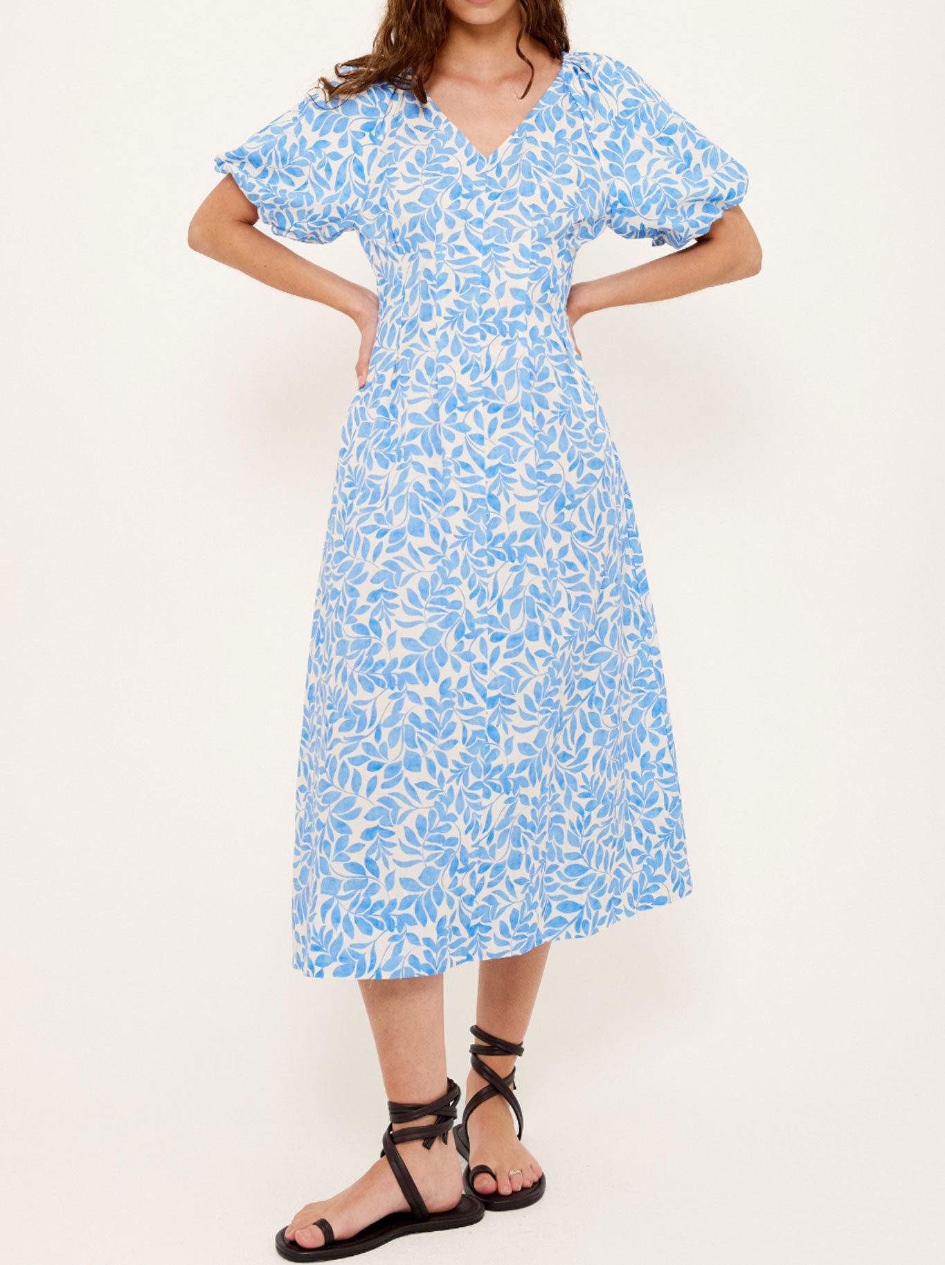 STAPLE THE LABEL SOLEA V-NECK MIDI DRESS