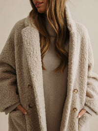 TALAMAYA POLAR FAUX FUR COAT