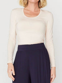 TANI LONG SLEEVE SCOOP TEE