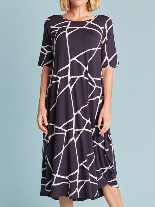 Tani Relaxed Tri Dress (Black) main image 1