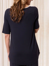 TANI ELBOW SWING TEE WITH TRIM