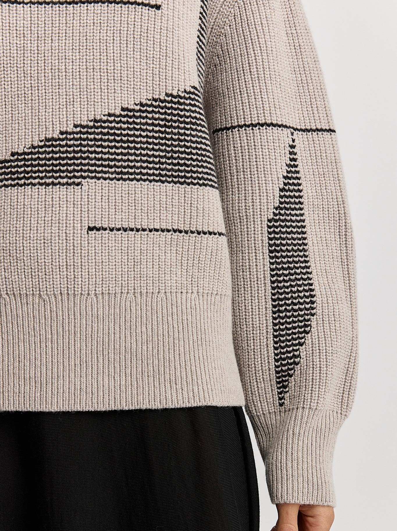 TOORALLIE DASH STITCH FUNNEL