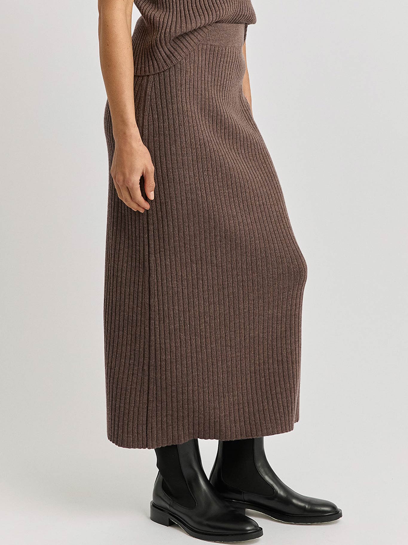 TOORALLIE RIB KNIT SKIRT