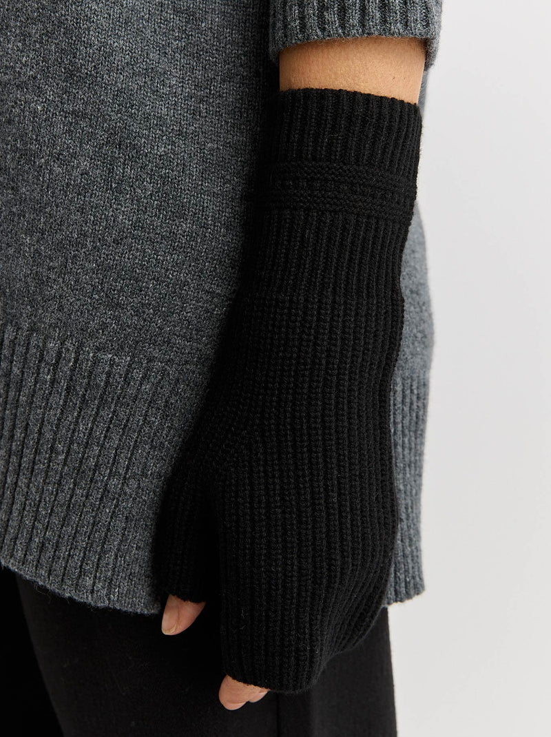 TOORALLIE FINE RIB OPEN MITTEN