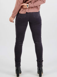 VASSALLI SKINNY PULL ON CORD PANT