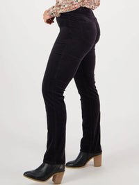 VASSALLI SLIM LEG WIDEWALE CORD PANT