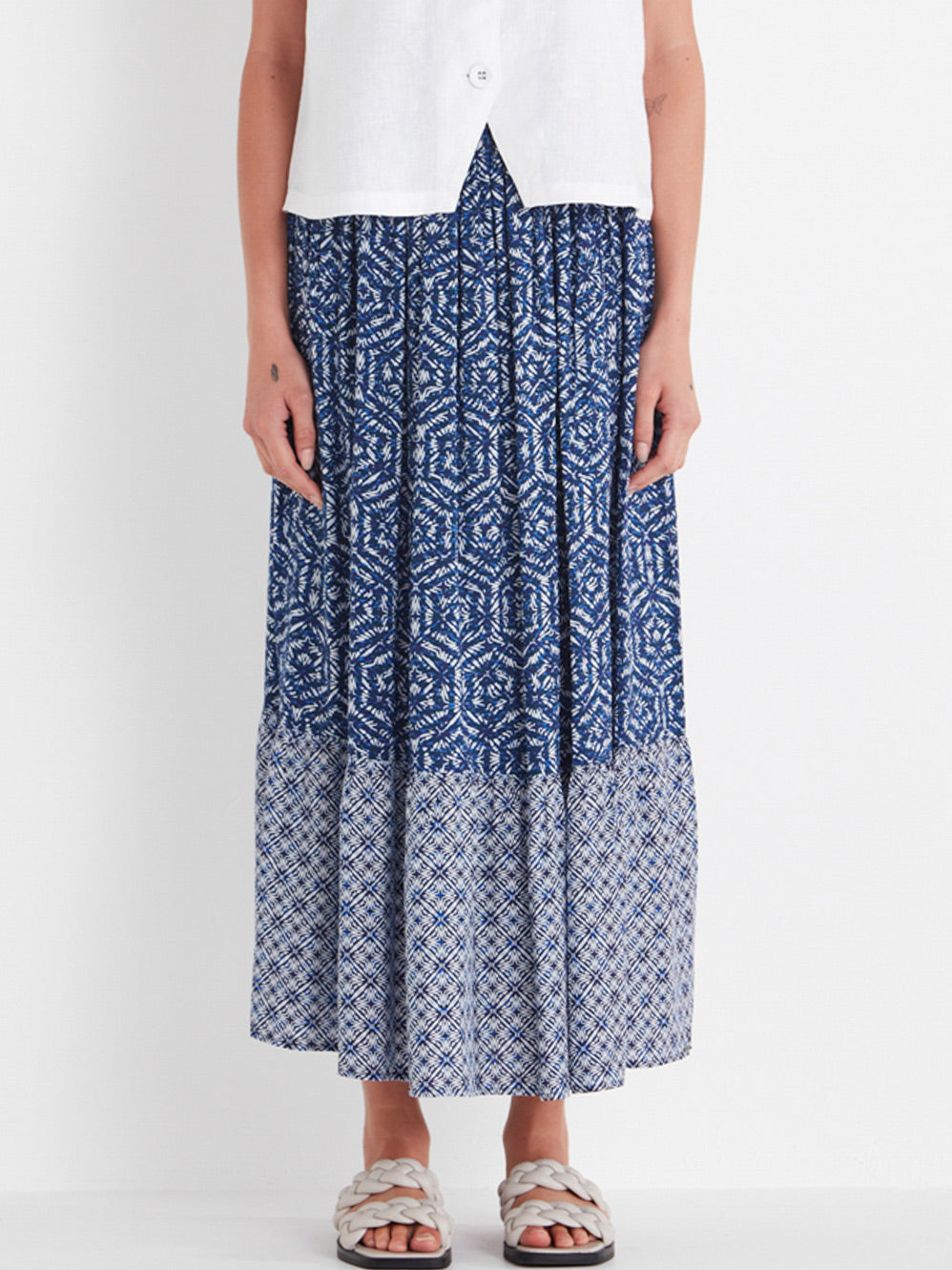VERGE RENEW SKIRT
