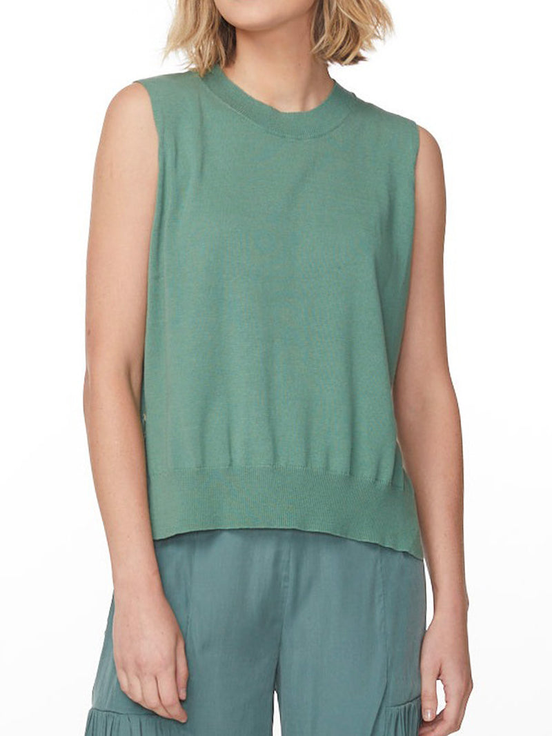 ZAKET & PLOVER BUTTON DETAIL VEST