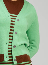 ZAKET & PLOVER ESSENTIAL V NECK CARDI