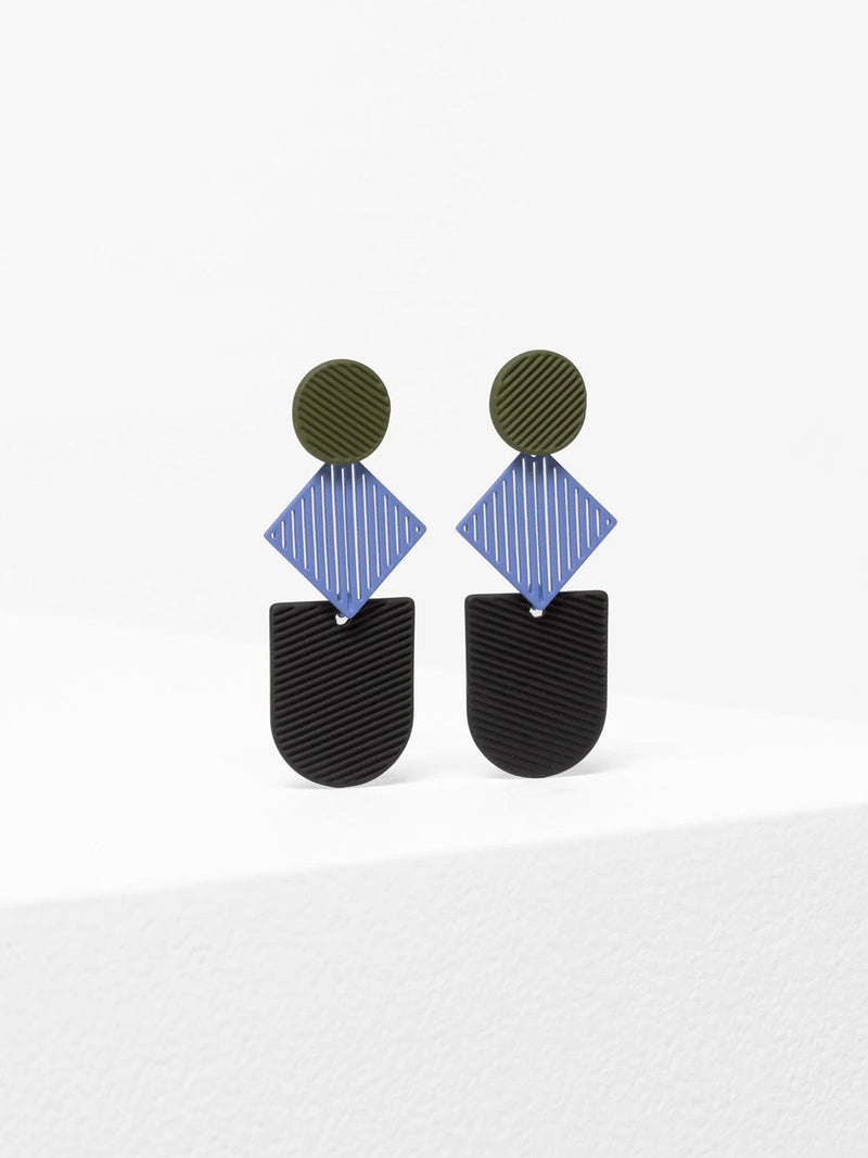 ELK OVEK EARRING
