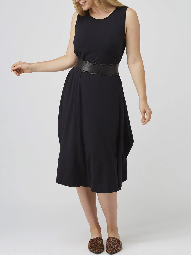 TANI SLEEVELESS TRI DRESS