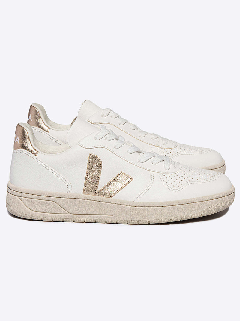 VEJA V-10 LEATHER SNEAKER