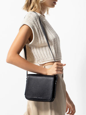 STATUS ANXIETY WANT TO BELIEVE BAG